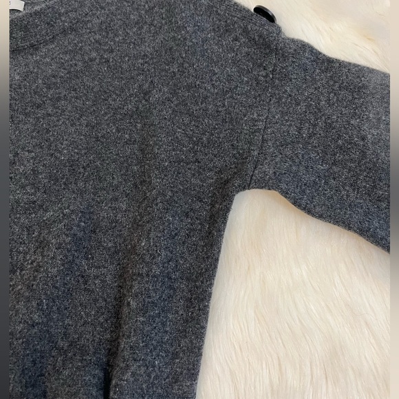Madswell Boatneck Button-Shoulder
Sweater-Dress color grey Size L - Picture 11 of 14